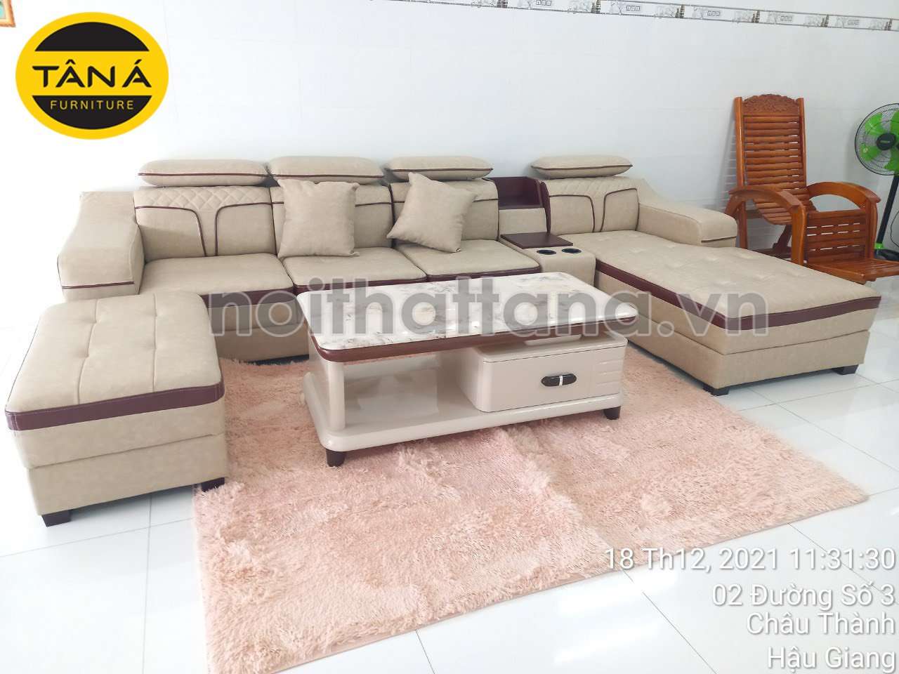 sofa chân gỗ sồi