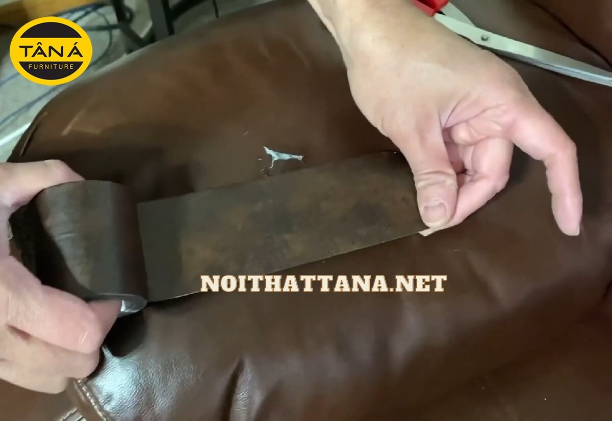 cách dán ghế sofa da bị rách