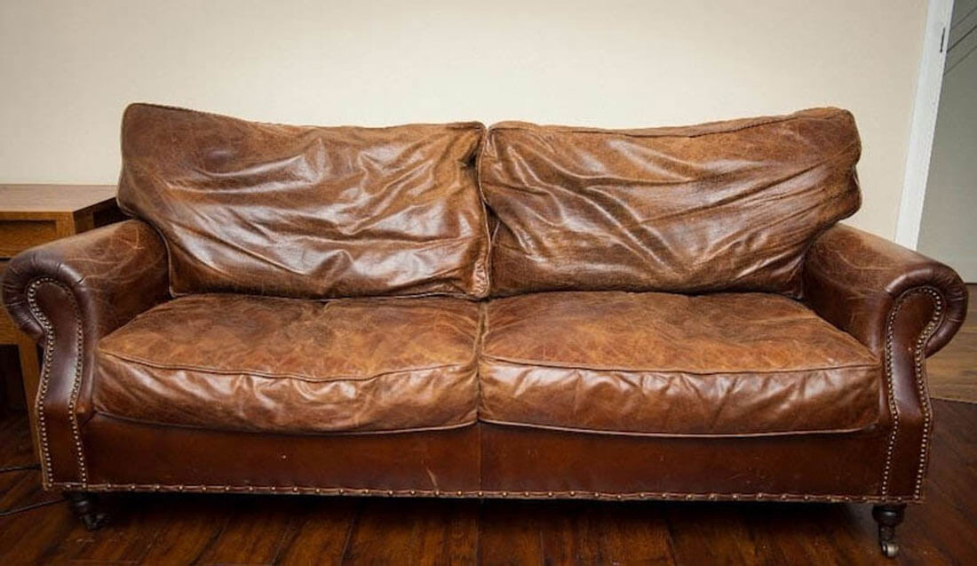 Ghế sofa cũ là gì