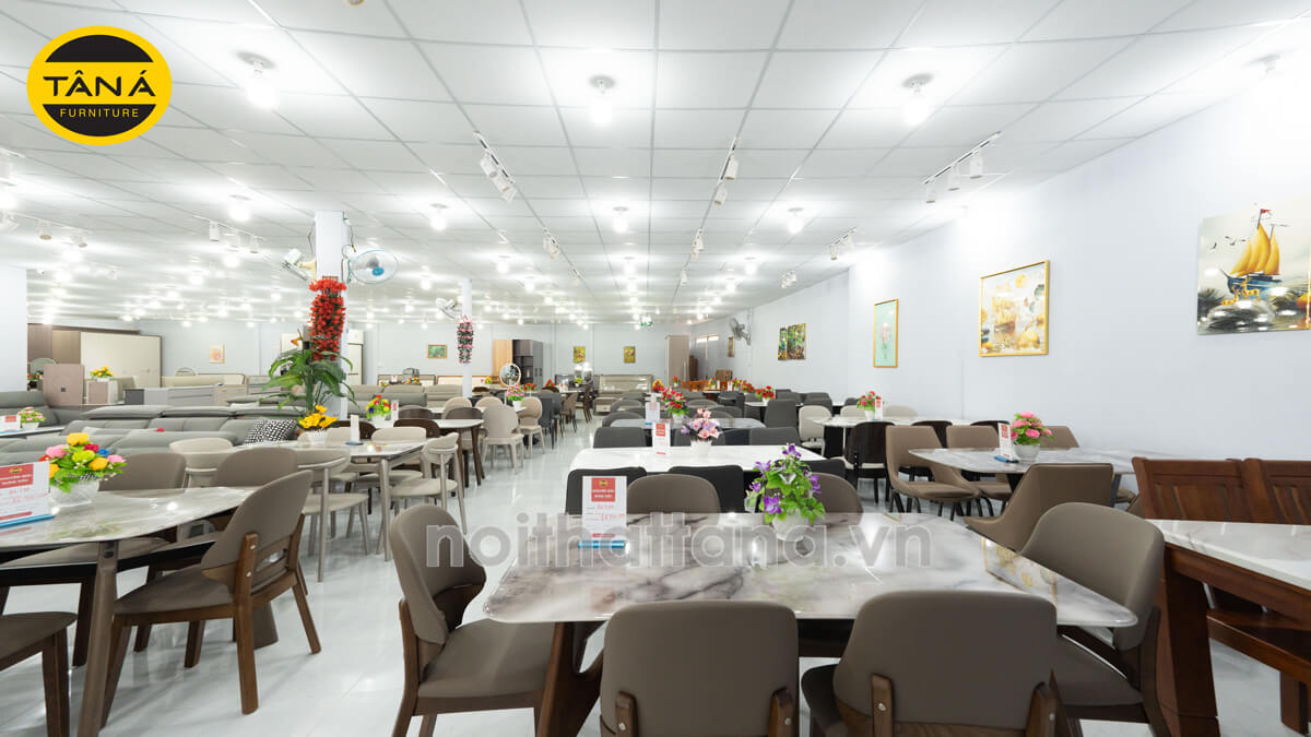 Địa chỉ mua tủ quần áo có gương uy tín