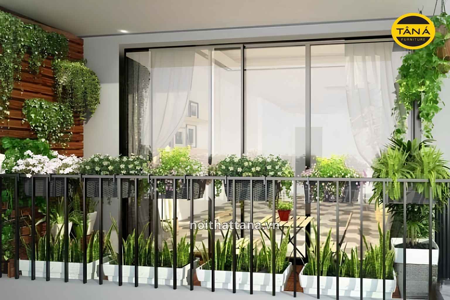 Nhà Gần Đường Ồn Nên Chọn Nội Thất Gì Để Dễ Chịu Hơn? 6 trang tri cay xanh ban cong